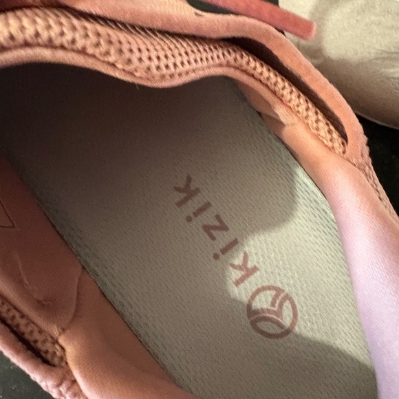 NIB - Kizik Madrid Eco-Knit slip-on shoes - SZ 8.5 - Picture 7 of 17